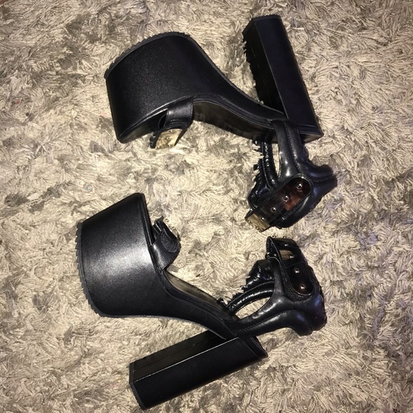 UNIF GONER PLATFORM HEELS - Picture 1 of 4